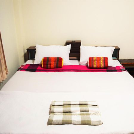 28 Rachabutr Hostel Ubon Ratchathani Quarto foto