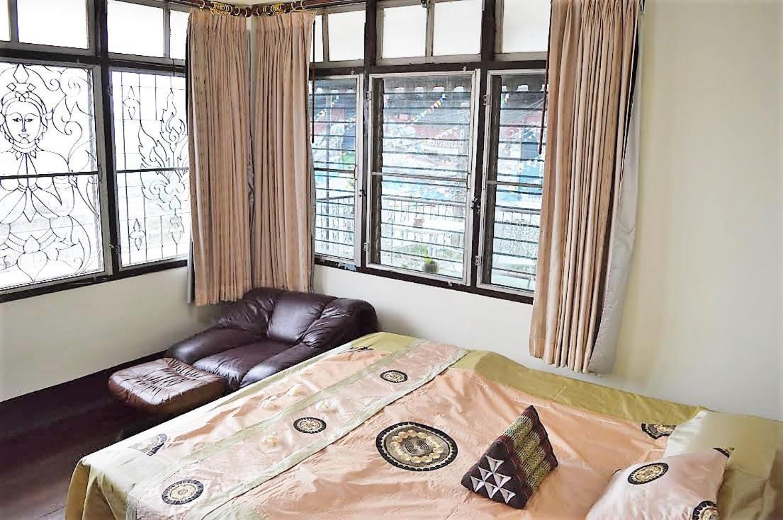 28 Rachabutr Hostel Ubon Ratchathani Quarto foto