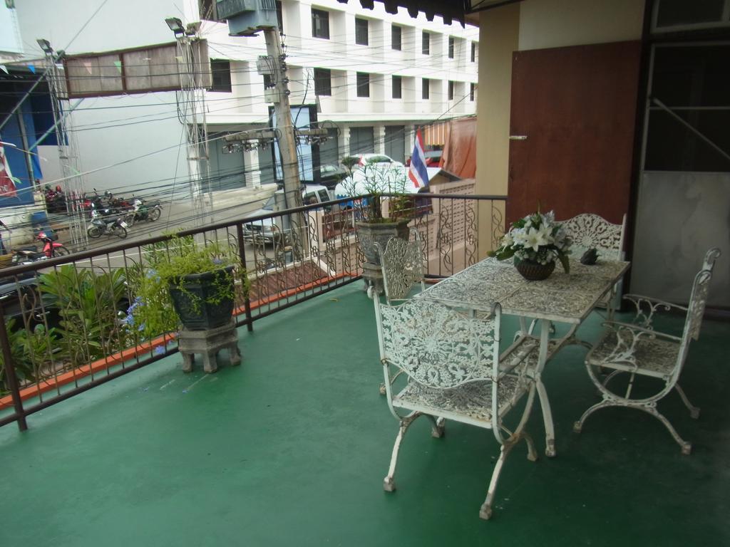 28 Rachabutr Hostel Ubon Ratchathani Exterior foto